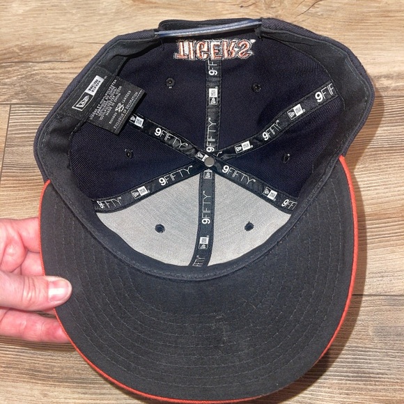 Auburn Tigers Embroidered Adjustable Hat 9FIFTY New Era Baseball Cap Flat Brim - Picture 3 of 6